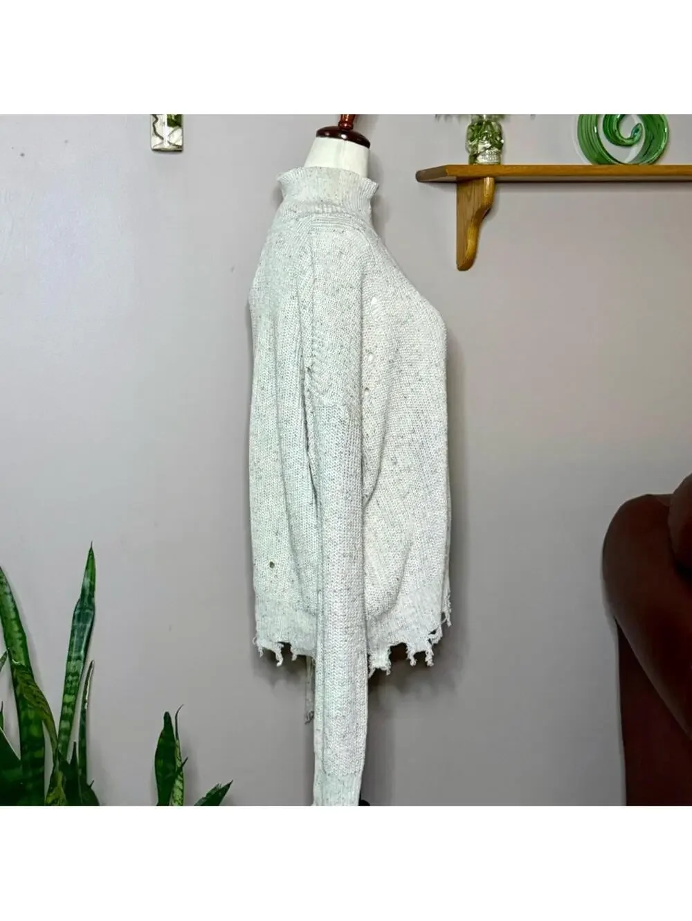 Moment Cozy White Distressed Knit Turtleneck Sweater